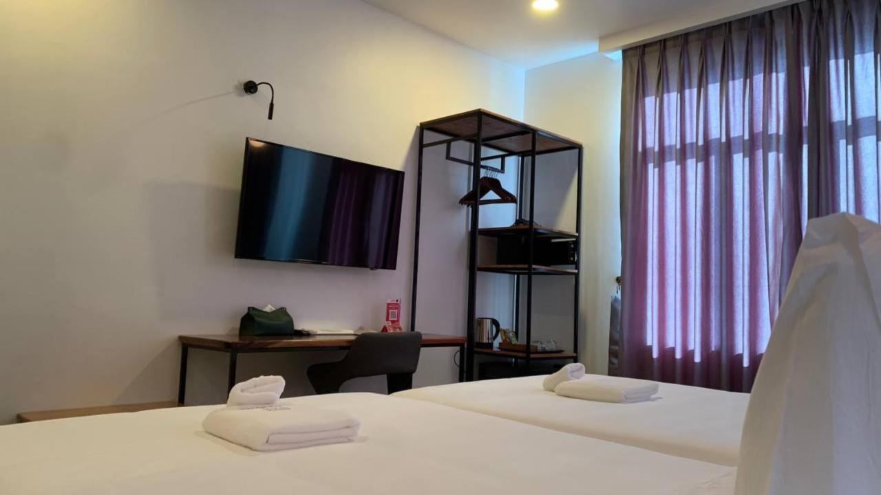 Times Hotel At Bassac Lane Phnom Penh Exterior photo