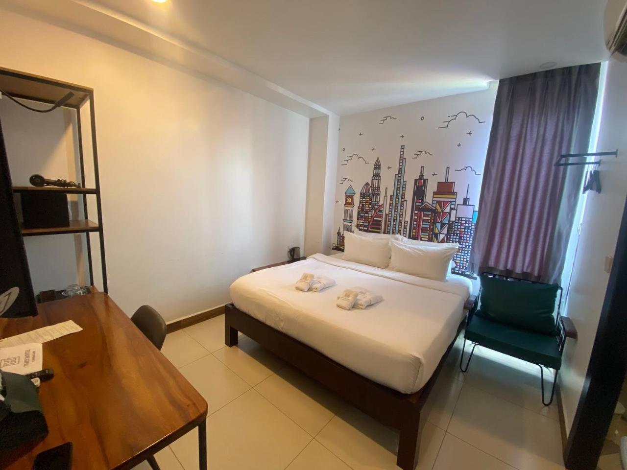 Times Hotel At Bassac Lane Phnom Penh Exterior photo